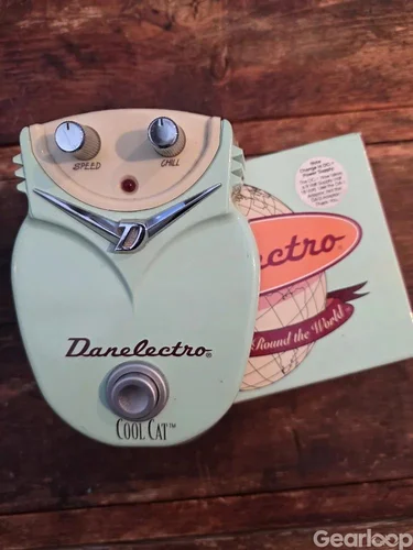 Danelectro Cool Cat Chorus