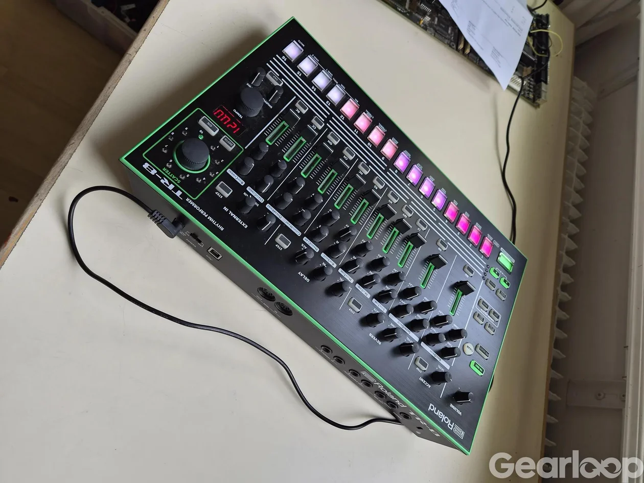 Roland Tr8 - bild 2